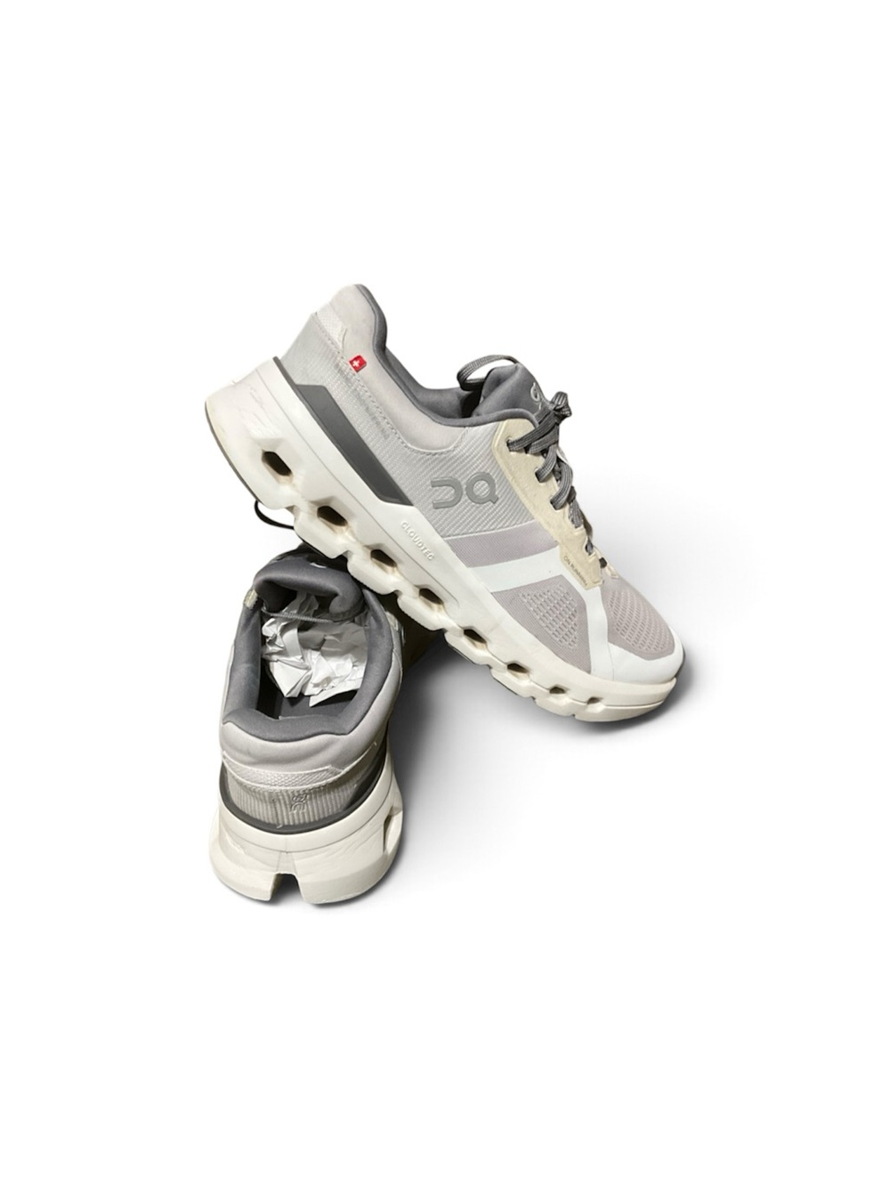 On Running women’s Sneakers in Gray and White size 11